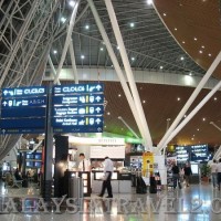 Kuala Lumpur International Airport مطار كوالالمبور الدولي