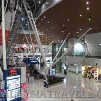 Kuala Lumpur International Airport مطار كوالالمبور الدولي