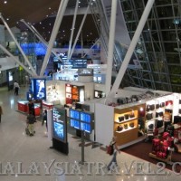 Kuala Lumpur International Airport مطار كوالالمبور الدولي