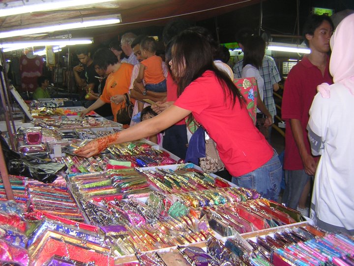 Penang Night Marketالسوق الليلي في بينانج