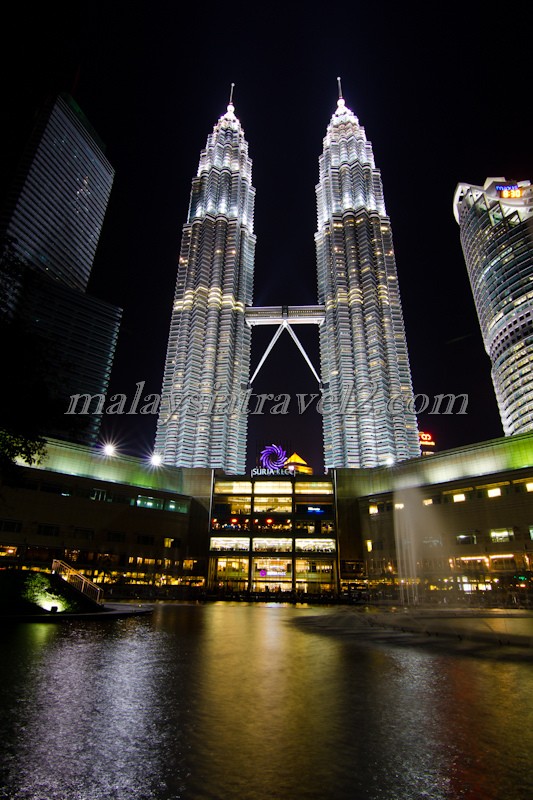 Petronas Twin Towers light up at night